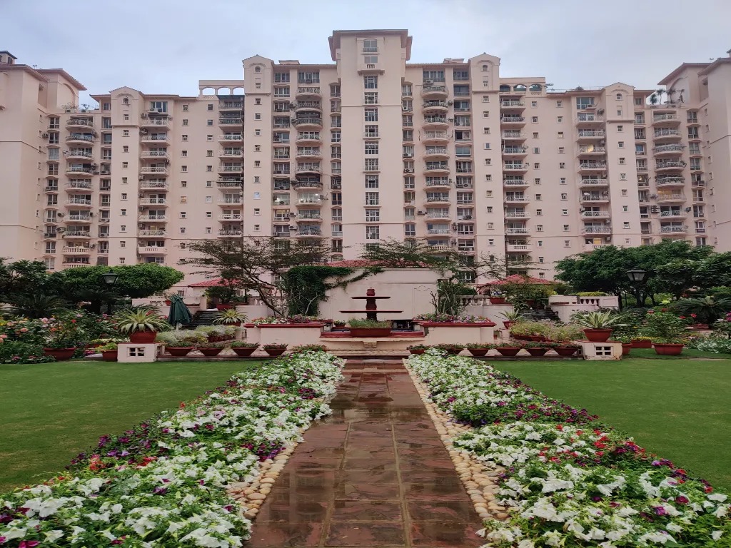 dlf-beverly-park-2-mg-road-gurgaon-main