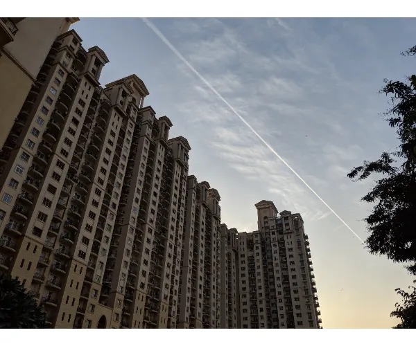 dlf-hamilton-court-dlf-phase-4-gurugram-1