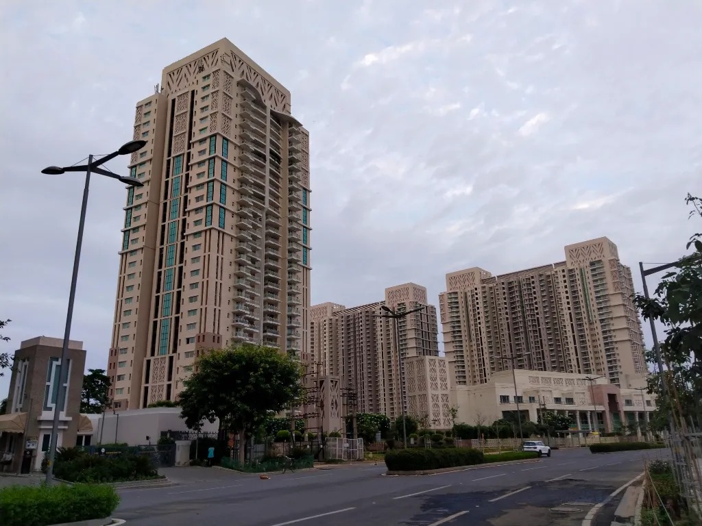 dlf-park-place-sector-54-gurgaon-1