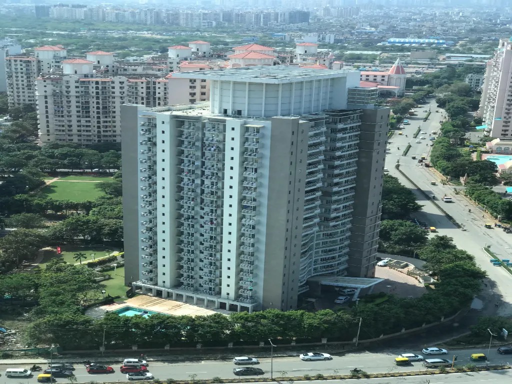 dlf-royalton-dlf-phase-5-gurugram-1