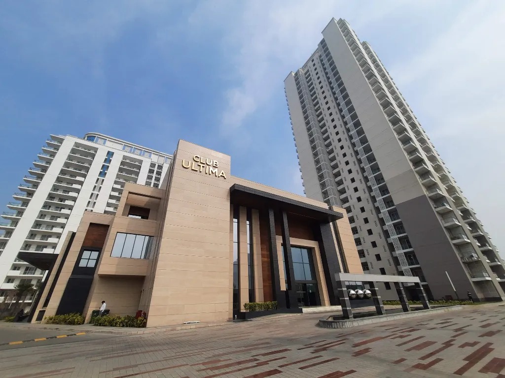 dlf-ultima-sector-81-gurgaon-1