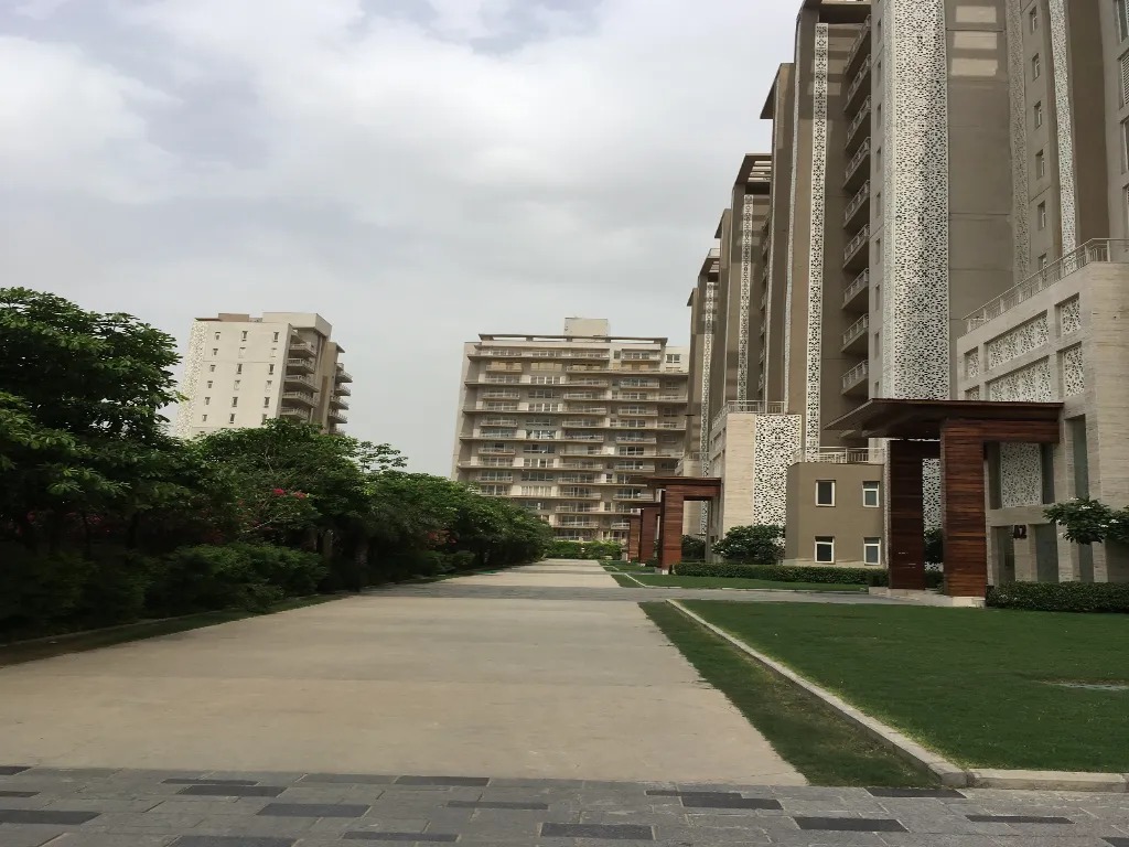 puri-diplomatic-residences-sector-111-gurugram-main